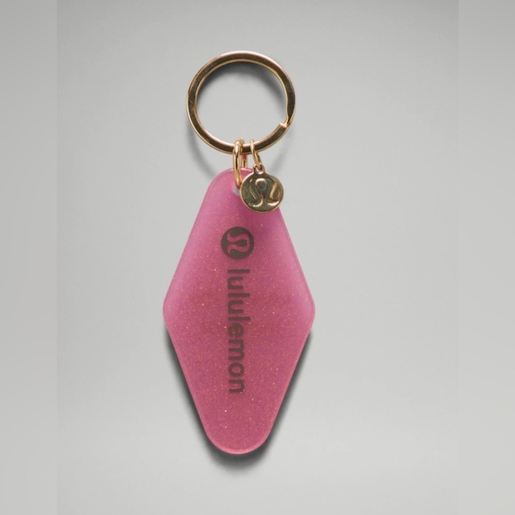 lululemon athletica | Accessories | Nwt Lululemon Diamond Shaped Hotel ...